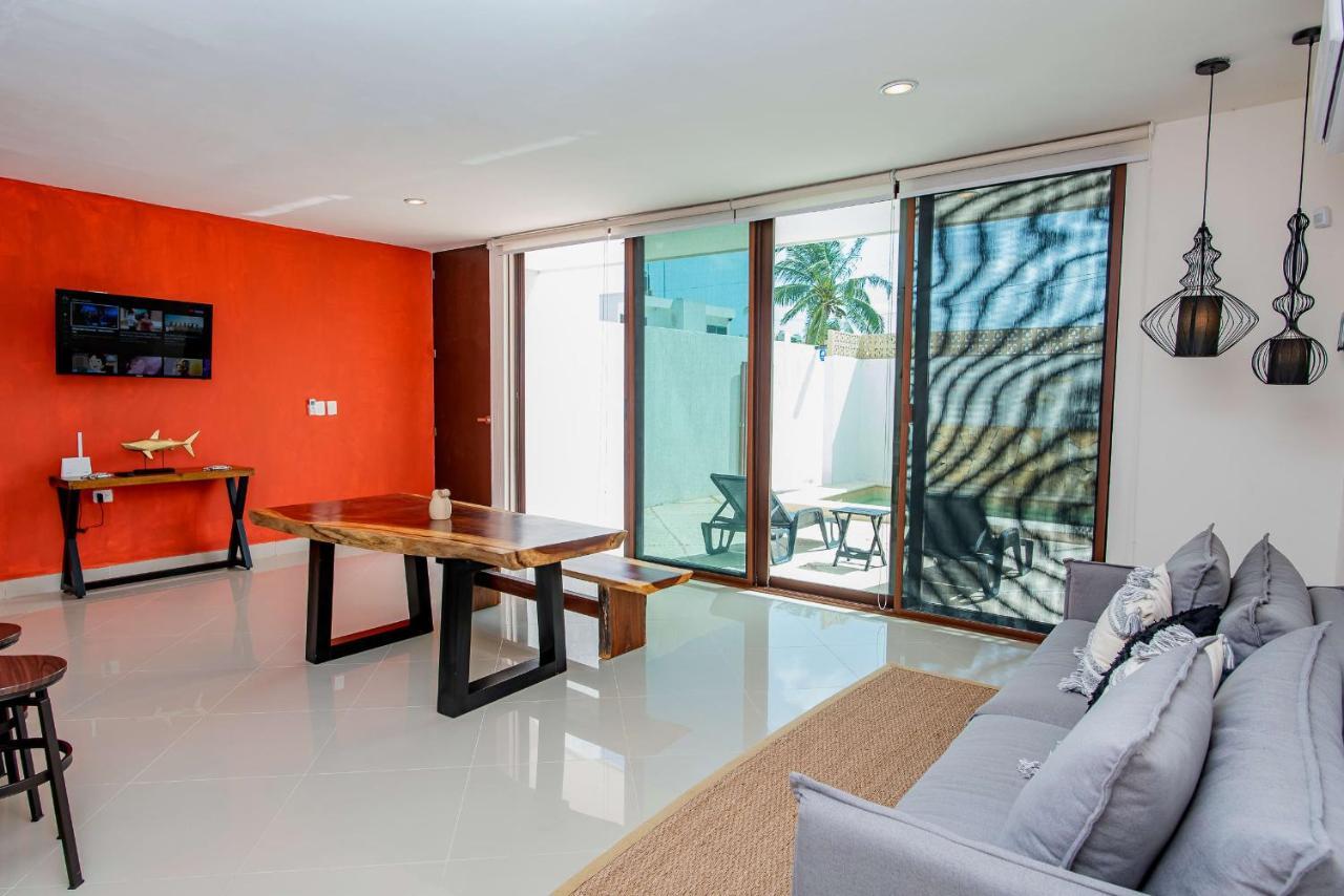 97982 New Modern Villa, Private Pool, High Internet Speed, 2 Blocks From The Beach Pueblo Pueblo Chicxulub Екстериор снимка
